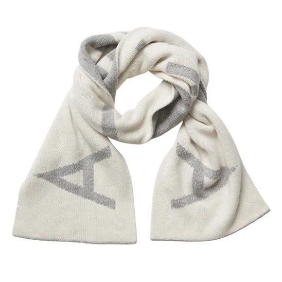 *NWT* Athleta Knit Scarf - Picture 2 of 4